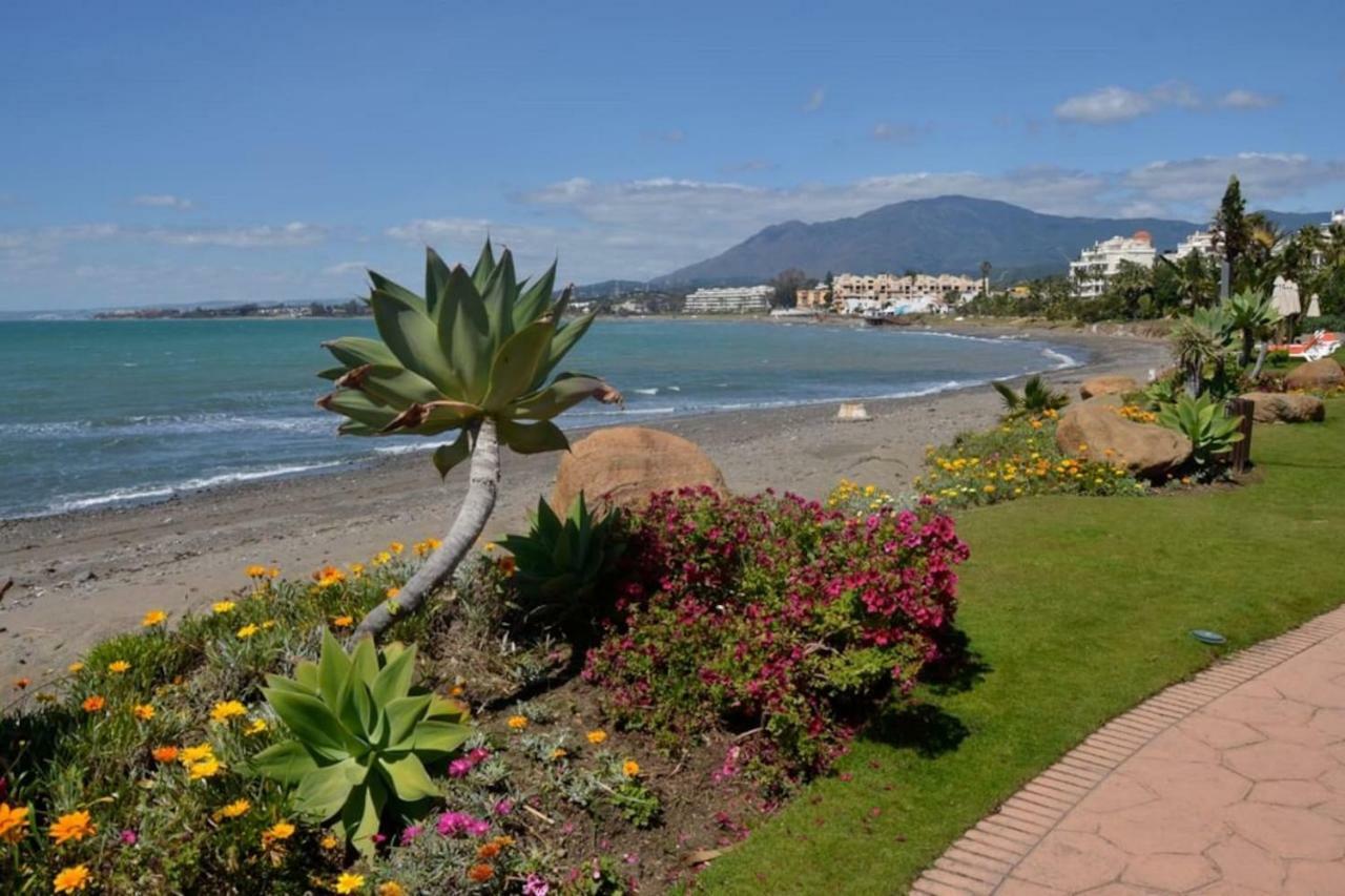 Casa Cachita 2-Confortable Estudio A Pie De Playa Estepona Exterior photo