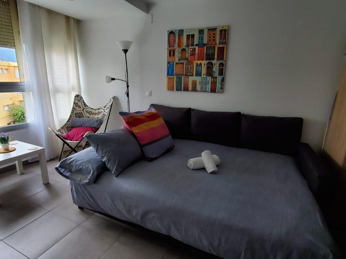 Casa Cachita 2-Confortable Estudio A Pie De Playa Estepona Exterior photo
